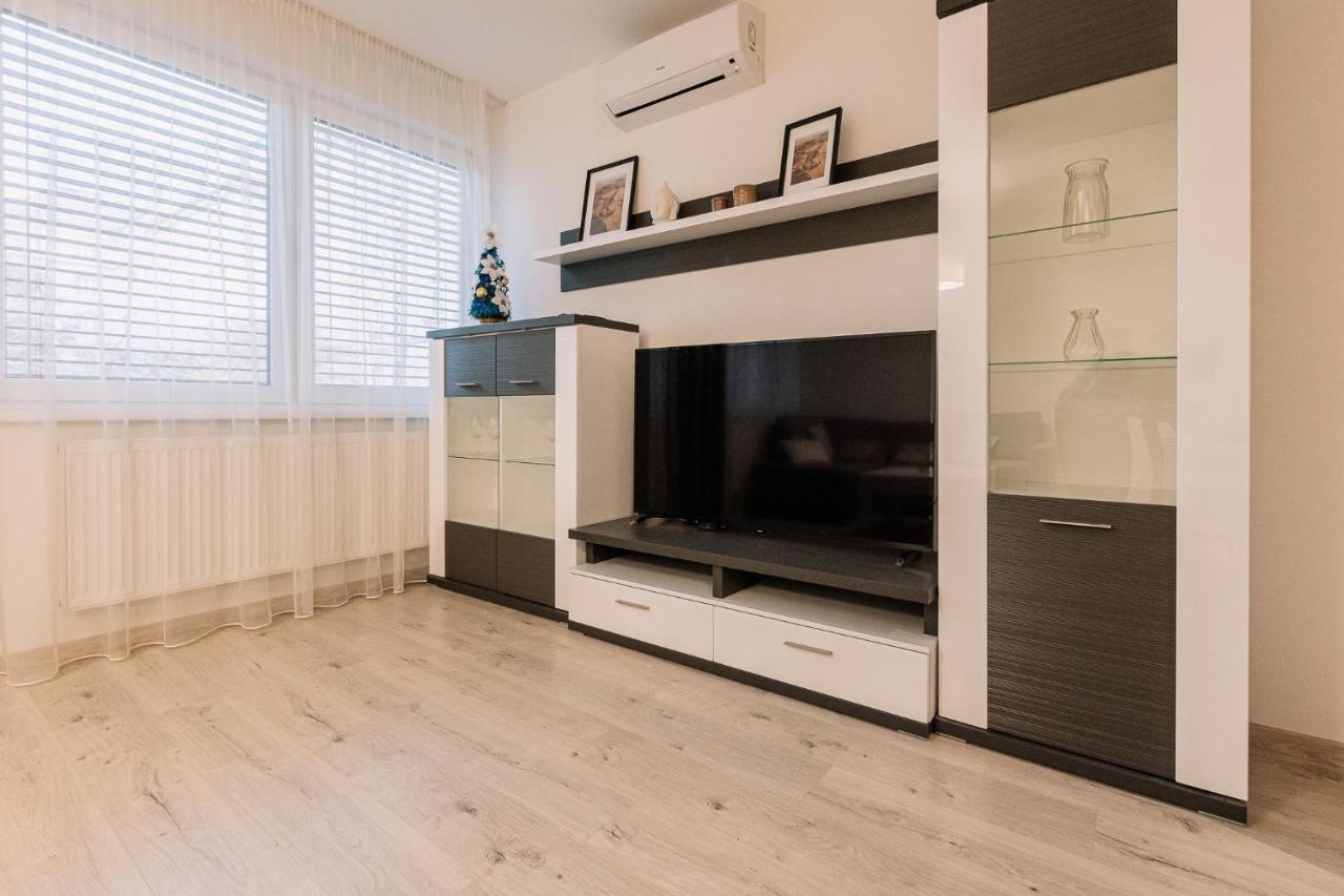 Skau Dunajska 58A Apt3 Daire Bratislava Dış mekan fotoğraf