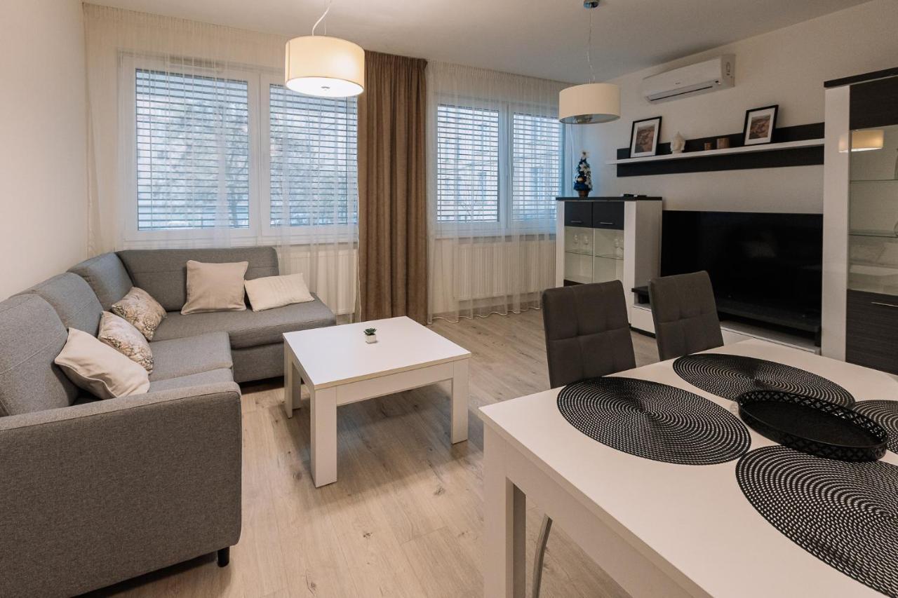 Skau Dunajska 58A Apt3 Daire Bratislava Dış mekan fotoğraf